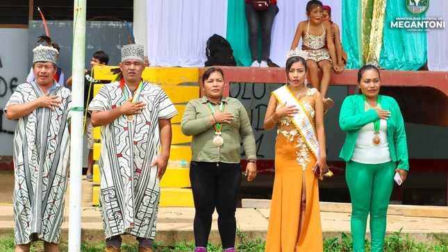Desfile cívico e institucional se desarrollo en honor al 36 aniversario del centro poblado de Miaria