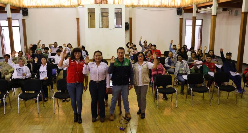 Más de 50 ciudadanos participaron de fructífera actividad que potencia habilidades empresariales.