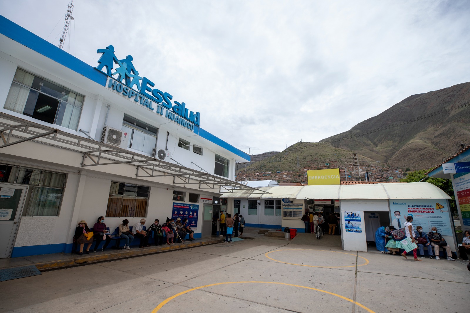 Presidenta de EsSalud visita Huánuco