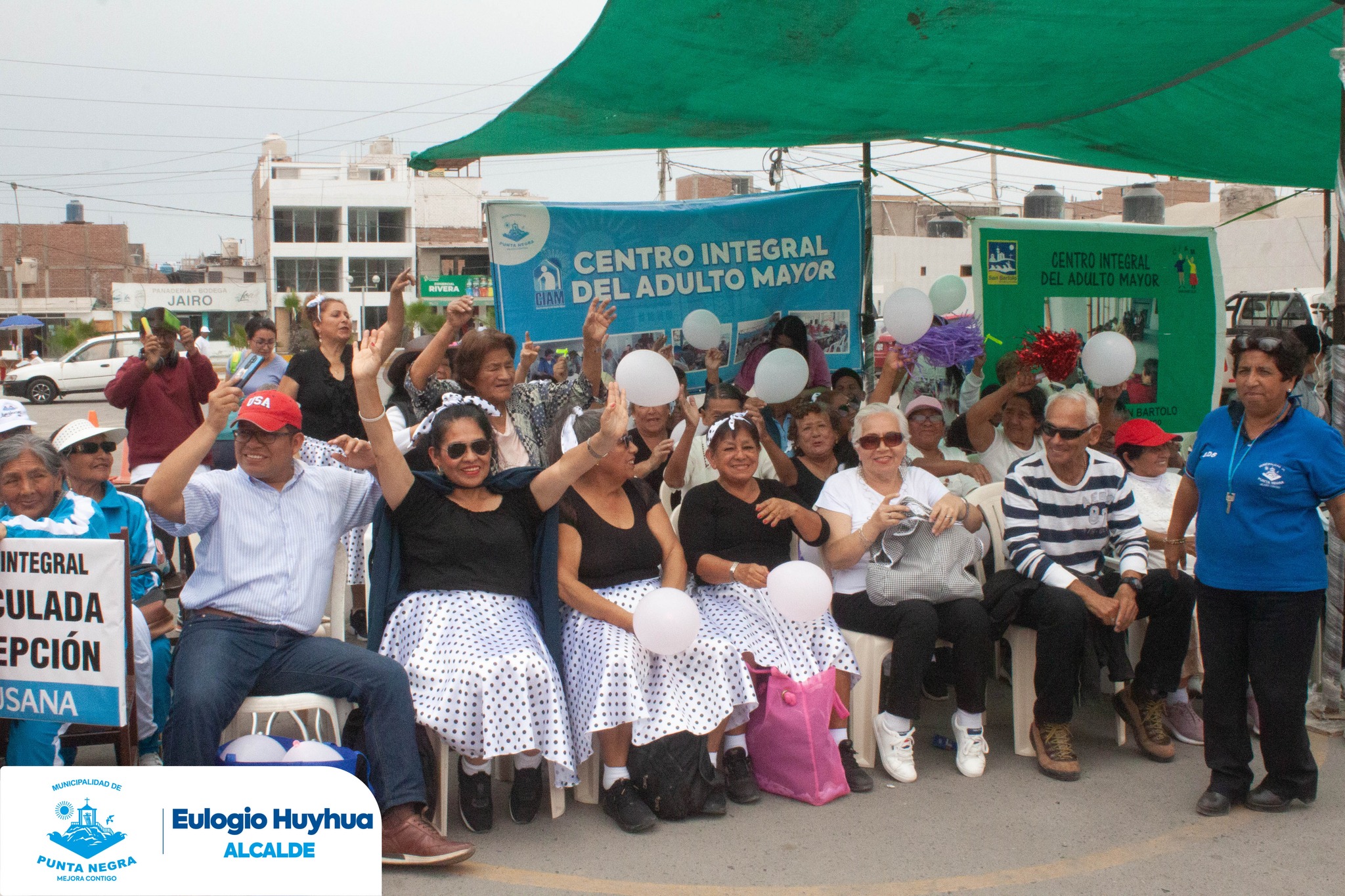Adultos mayores de Punta Negra logran segundo puesto en concurso de baile coreográfico.