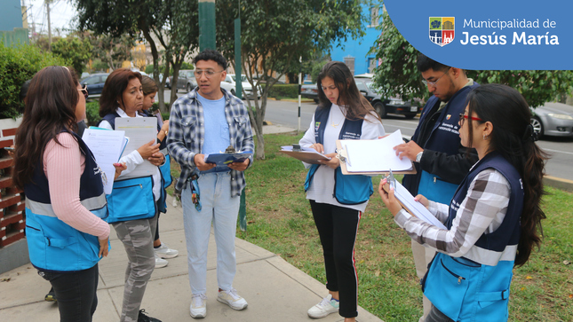 👉🏻Gracias al firme compromiso de nuestro alcalde Jesús Gálvez Olivares, se vienen realizando las encuestas vecinales a los residentes de las avenidas Cayetano Heredia y Ricardo Tizón y Bueno.
👉🏻Según los resultados que obtengamos, gestionaremos ante la Municipalidad Metropolitana de Lima el cambio de jerarquía de vías para que, en adelante, Cayetano Heredia y Ricardo Tizón y Bueno sean considerados como Jirón.
