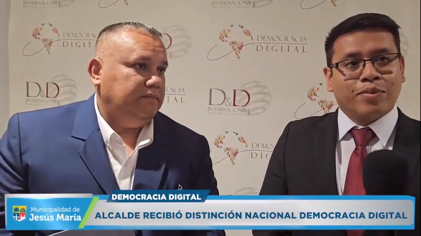 Nuestro alcalde Jesús Gálvez Olivares recibió una distinción especial en la ceremonia del Premio Nacional Democracia Digital 2023 por nuestra App #JesúsMaríaSomosTodos. Esta iniciativa fue desarrollada en beneficio de los vecinos del distrito para que tengan una herramienta más para notificar sus emergencias e incidencias fácilmente.