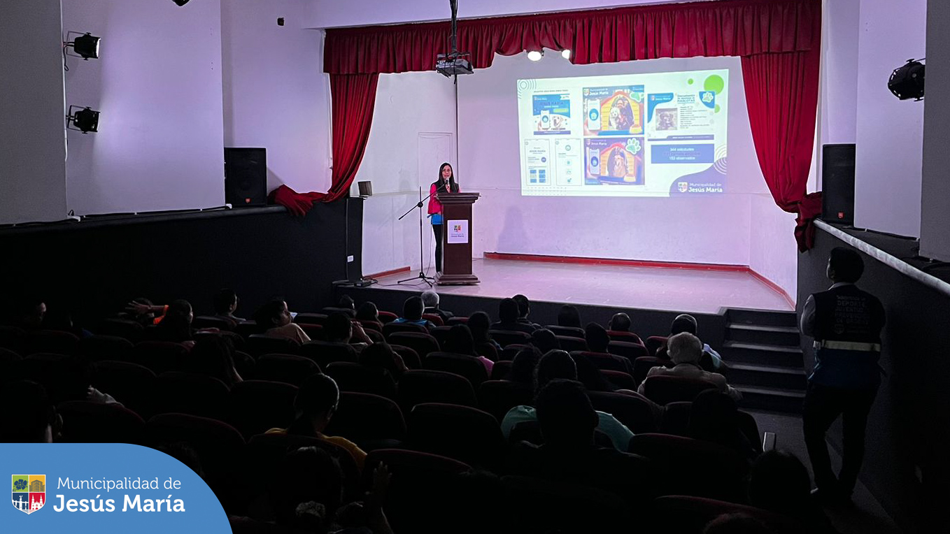 Más de 100 vecinos se unieron al Programa de Voluntariado #JesúsMaríaSomosTodos y tuvieron su primera capacitación, dónde conocieron de cerca las diversas áreas de nuestra comuna en las que podrán colaborar.
¡Aún puedes ser parte! Regístrate en https://bit.ly/49gBm6g y participarás en actividades de gran impacto para el distrito. Más información vía WhatsApp al 950649689 https://wa.link/uukl3l.