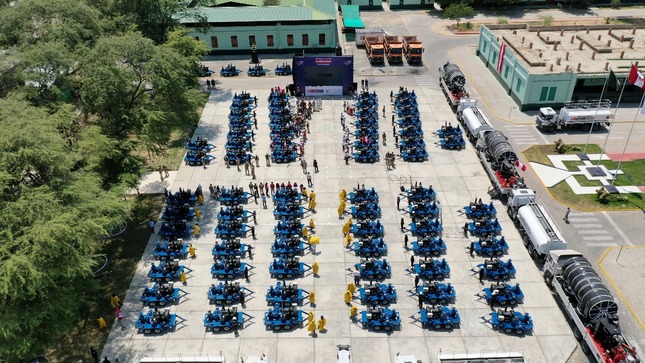 Entrega de equipos para hacer frente al FEN