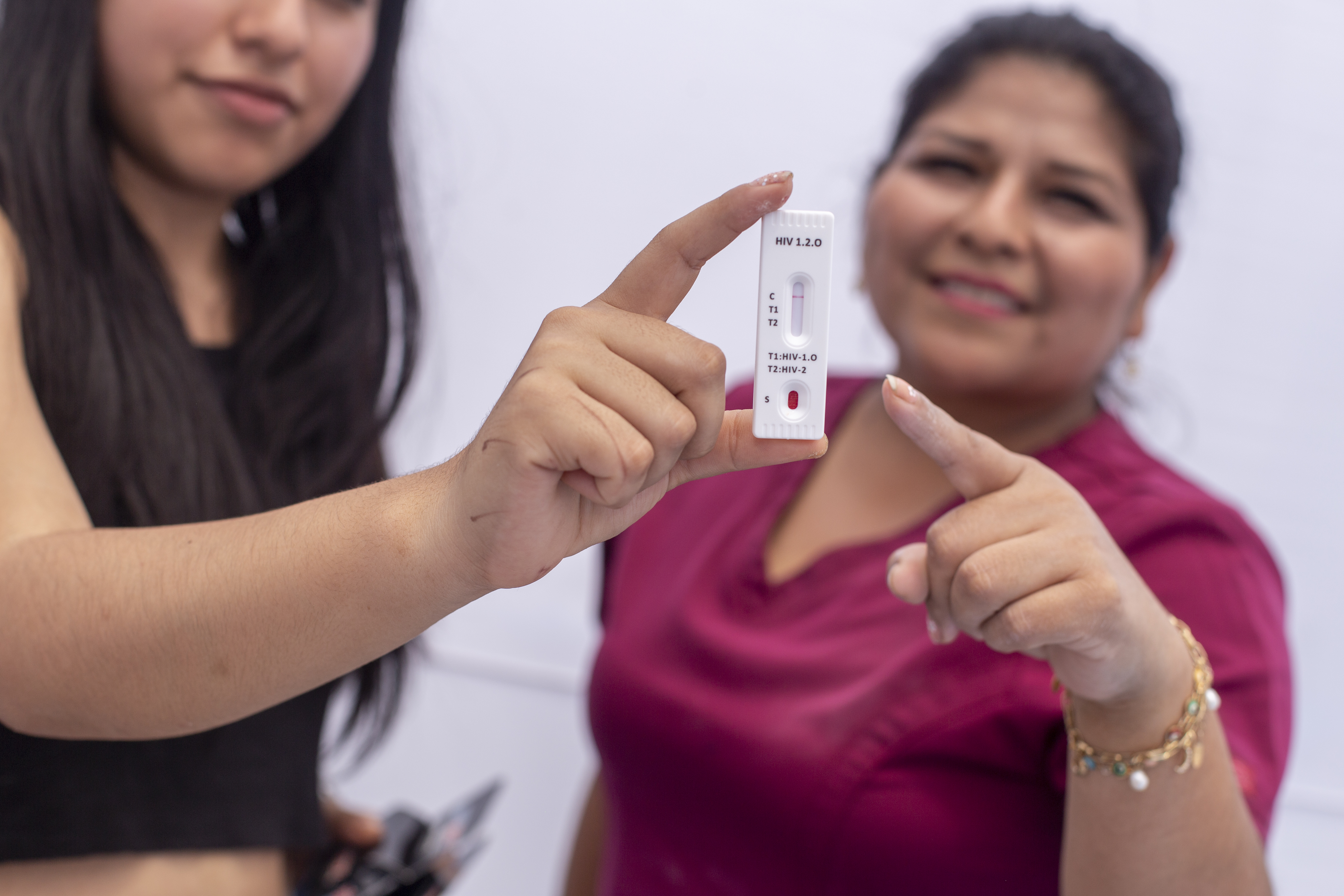 EsSalud alerta que crecen los casos de VIH en el país