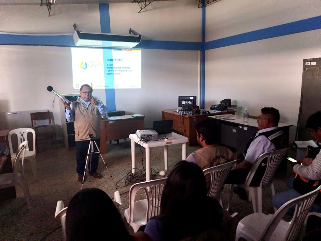 Capacitación en monitoreo y ruido