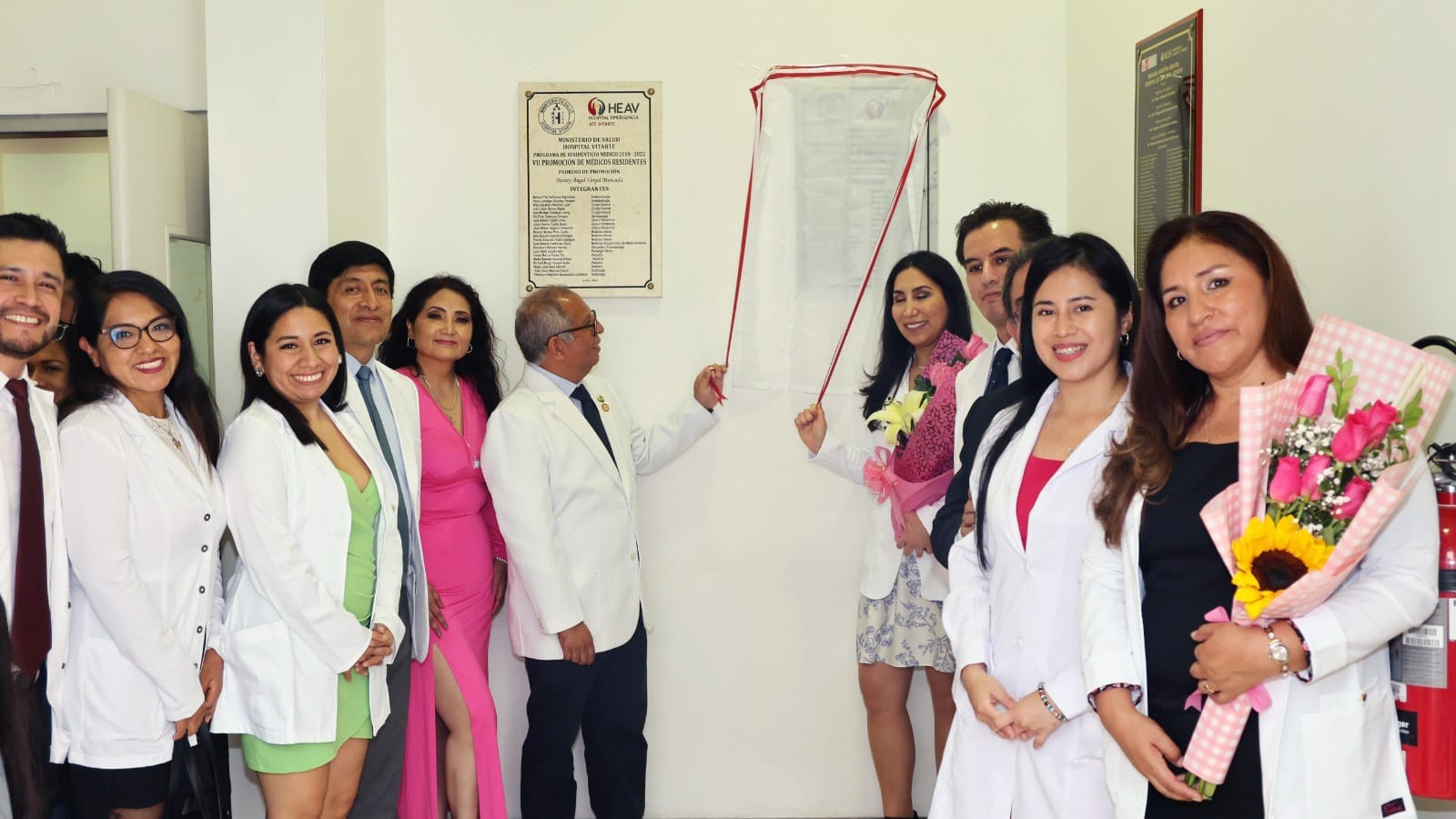 Médicos culminan con éxito su residentado en el Hospital de Lima Este-Vitarte