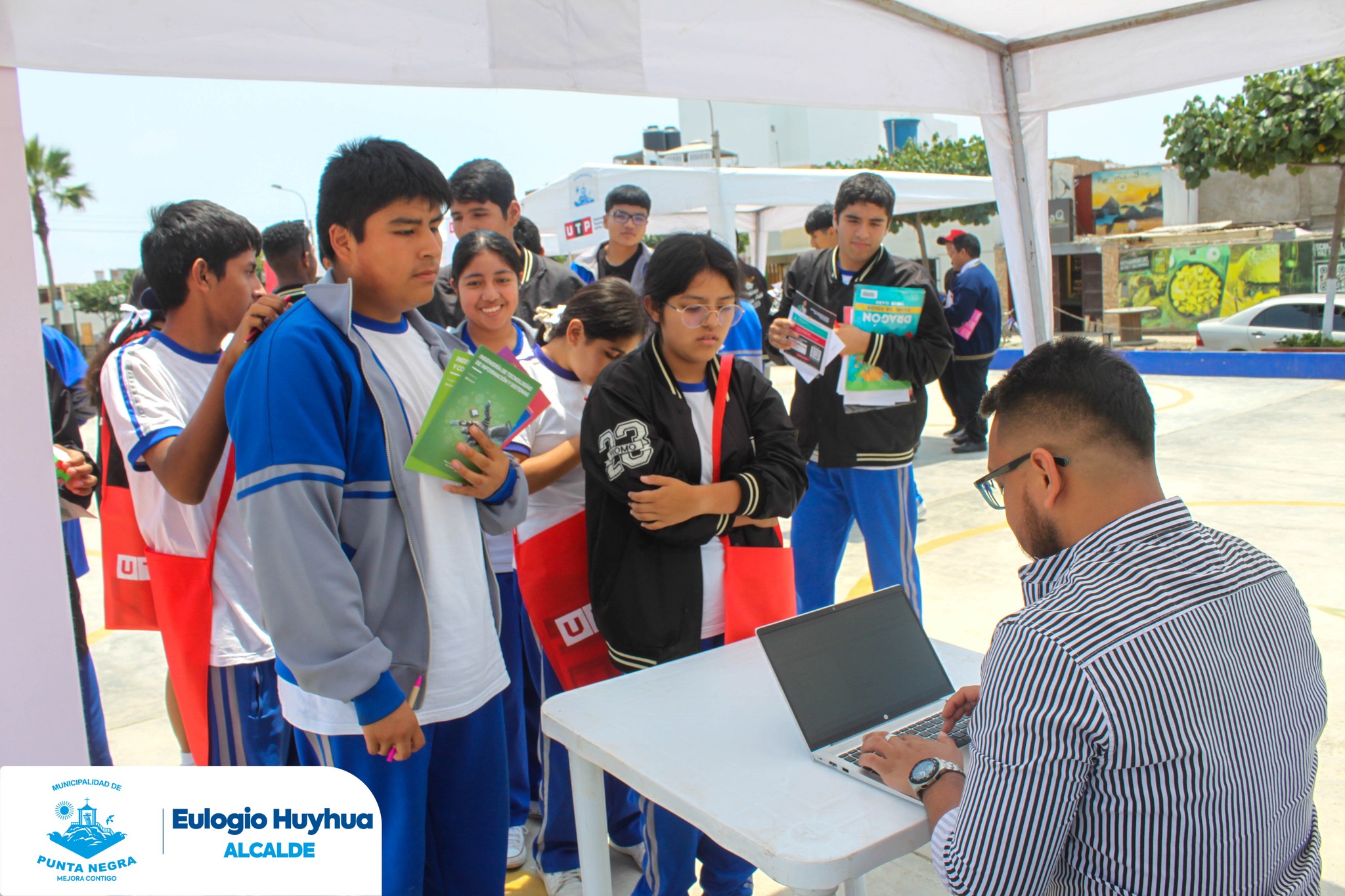 Feria de Orientación para los jóvenes puntanegrinos.