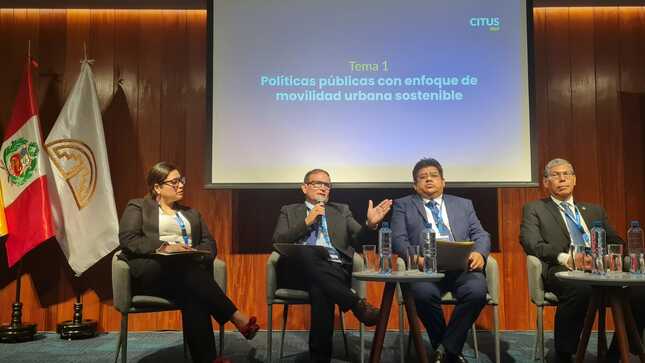 Alcalde Madrid promueve el transporte sostenible en Piura