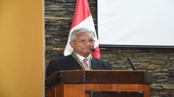 reconocimiento al Dr. Carlos Morante Deza