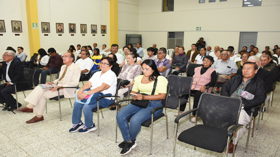 reconocimiento al Dr. Carlos Morante Deza
