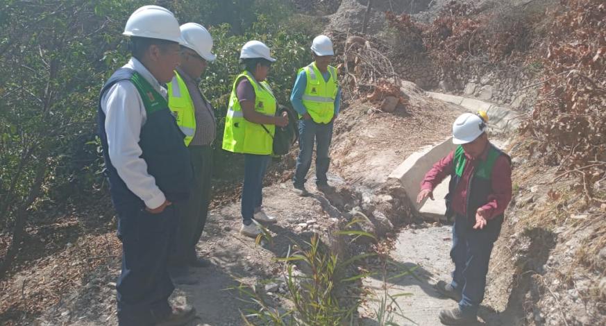 Con el nombre “Mejoramiento del servicio de provisión de agua para riego en la localidad de Tumilaca. Buena Vista, Púlpito Olleria, Molino, Terrón y El Común en el distrito de Samegua”, la comuna provincial está ejecutando esta iniciativa que favorecerá a más de 1000 ciudadanos, quienes obtendrán gracias a esta provisión de agua mayores condiciones de producción y mejor calidad en sus productos.