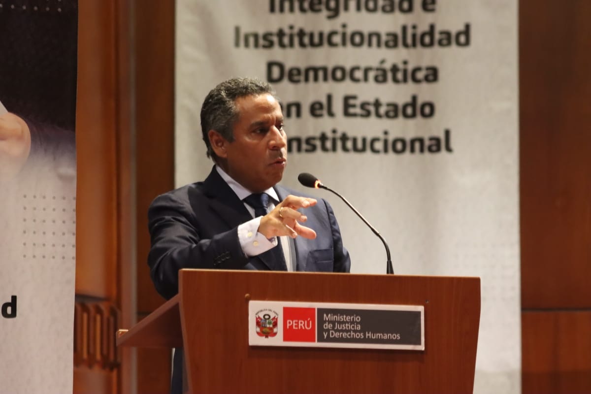Presidente del TC Francisco Morales