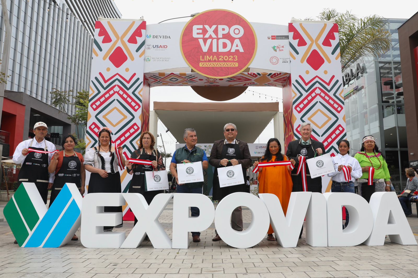 Expovida 2023: Devida impulsa el emprendimiento de 35 organizaciones de ocho regiones