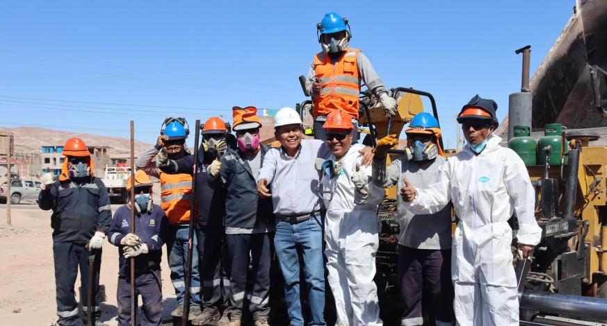 Durante el primer año de gobierno, la gestión del Alcalde Provincial, John Larry Coayla, ha ejecutado 28 obras que son eje del desarrollo de Moquegua, dando más de mil puestos de trabajo a obreros moqueguanos.