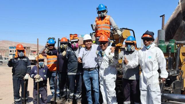 Durante el primer año de gobierno, la gestión del Alcalde Provincial, John Larry Coayla, ha ejecutado 28 obras que son eje del desarrollo de Moquegua, dando más de mil puestos de trabajo a obreros moqueguanos.