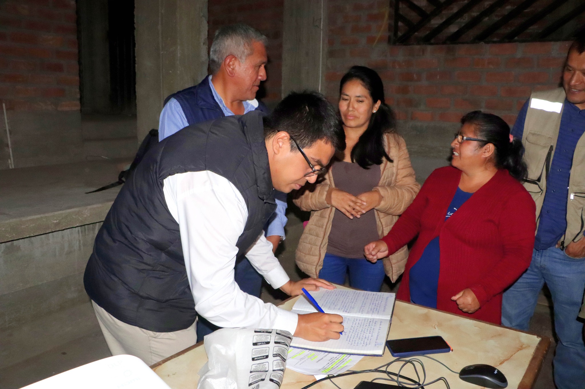 Alcalde anunció mejoramiento del servicio de movilidad urbana en el A.H. San Isidro - Los Naturales hasta Excasa Hacienda Retes