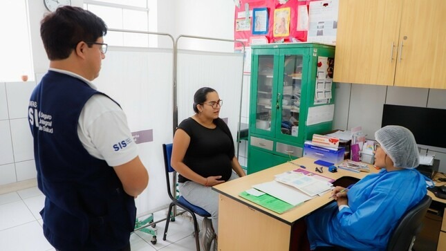 Ministerio de Salud invierte más de S/ 108 millones para equipar establecimientos de salud en todo el país