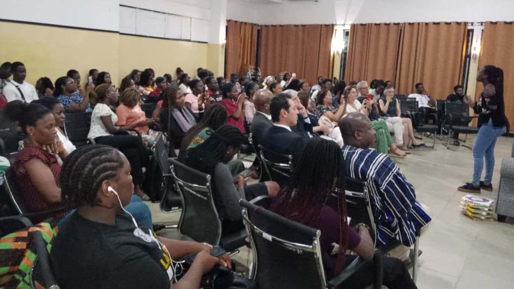 Embajada del Perú en Ghana promueve la cultura peruana con evento literario