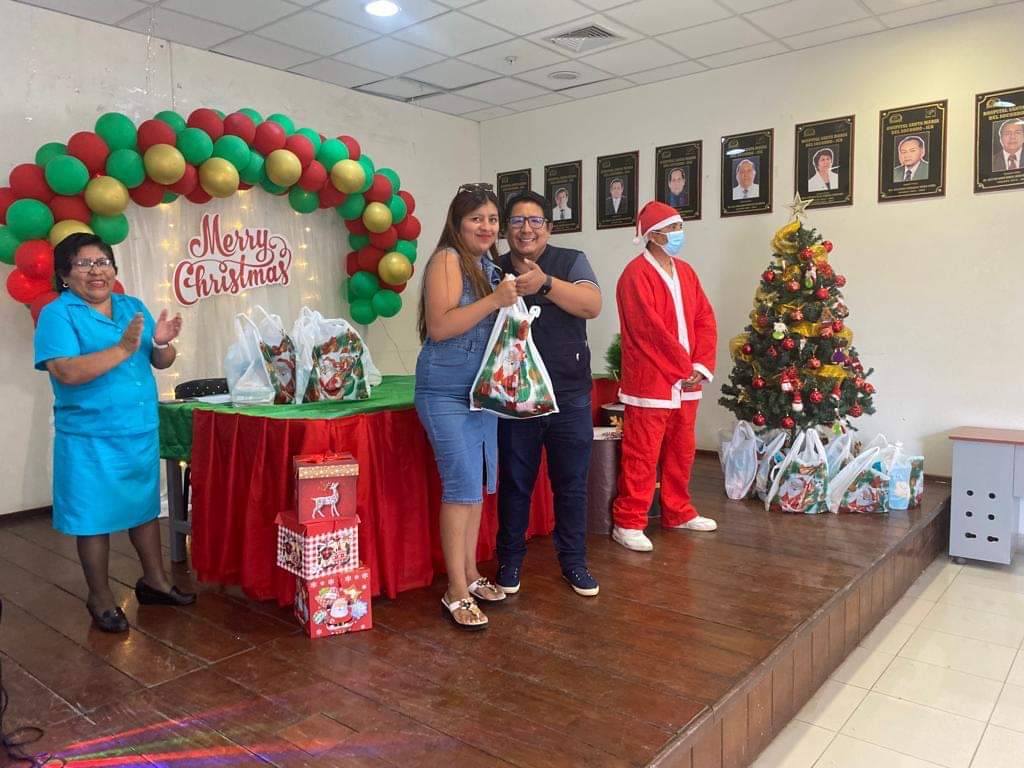 Nuestro Director Ejecutivo compartiendo este día