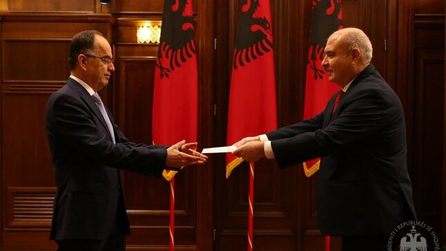Embajador del Perú presenta cartas credenciales ante presidente de Albania