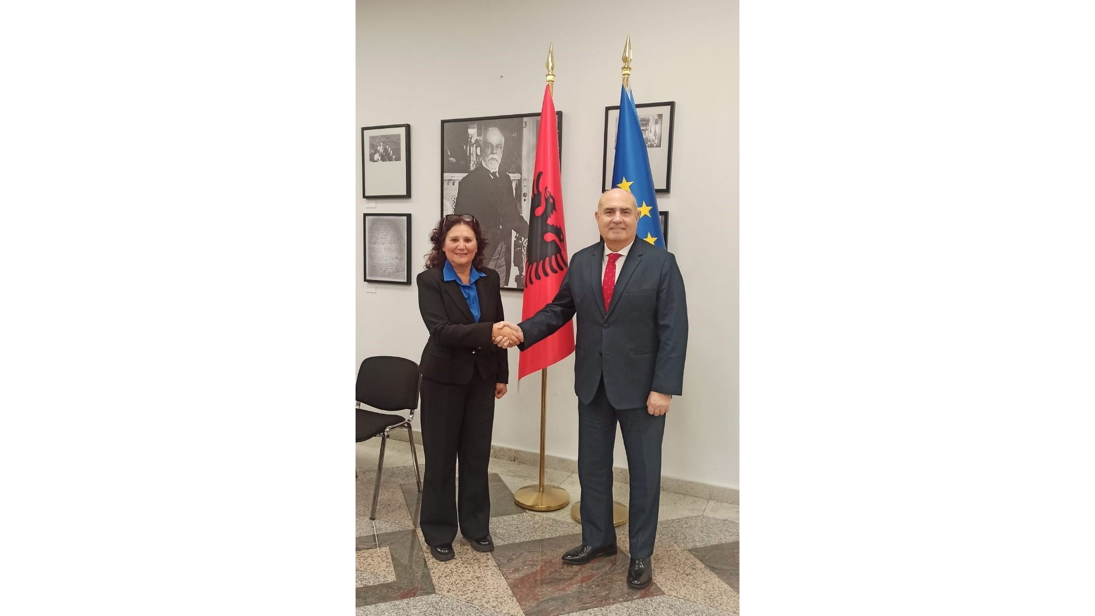 Embajador del Perú presenta cartas credenciales ante presidente de Albania