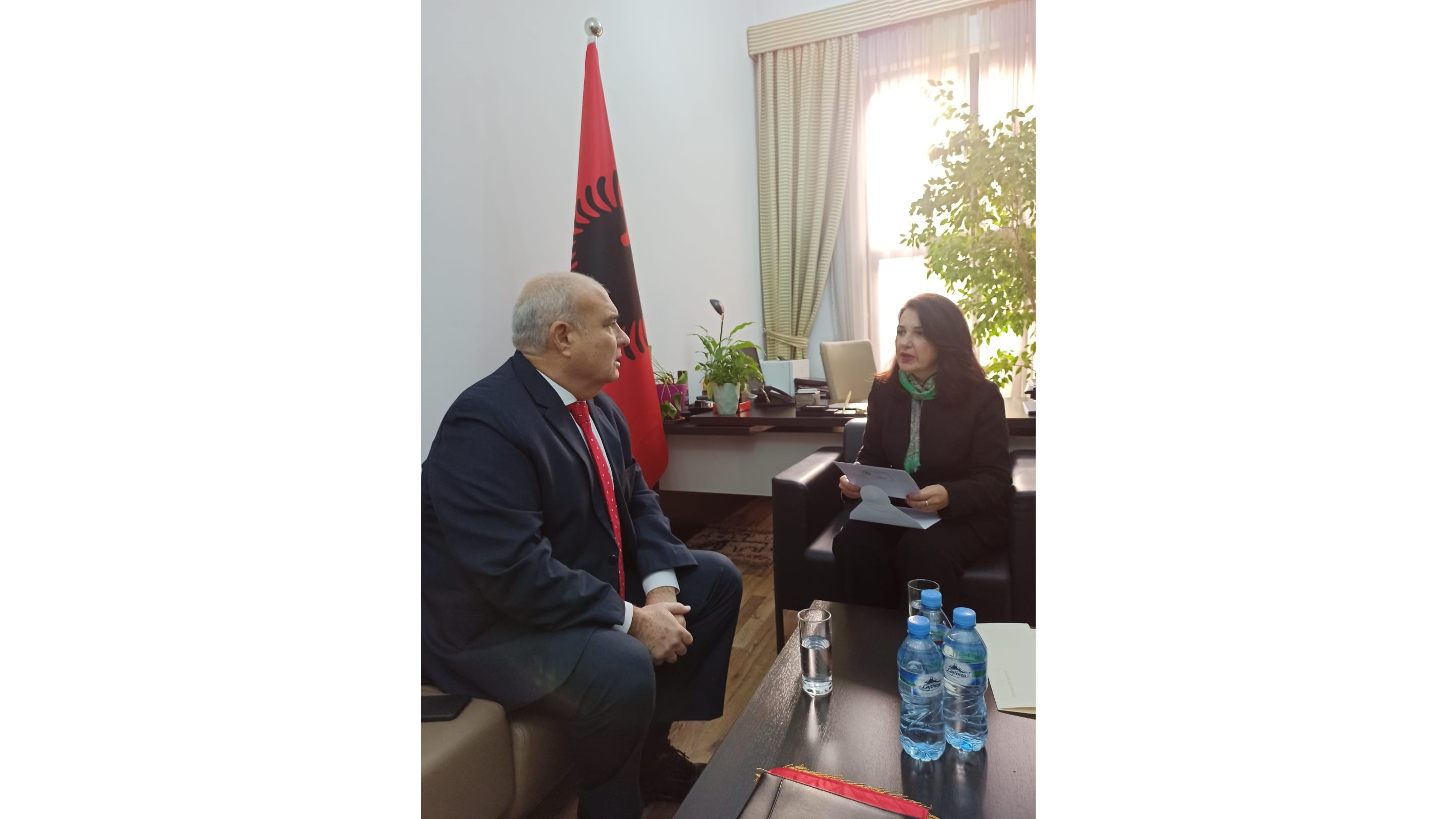 Embajador del Perú presenta cartas credenciales ante presidente de Albania