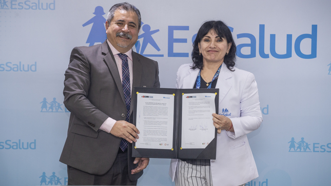 EsSalud se compromete a combatir la corrupción y firma compromiso del Modelo de Integridad