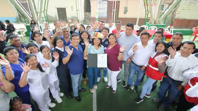 Entregan re-categorización del Centro de Salud de Yauyos elevándola al nivel I-4