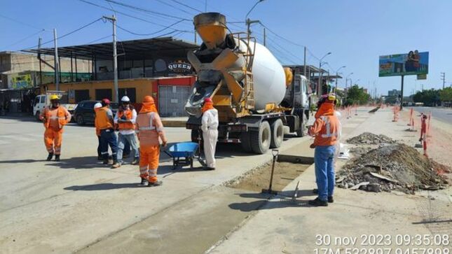 Municipalidad De Sullana Verifica Que Empresa Cumpla Con Reparación De Pavimentos 