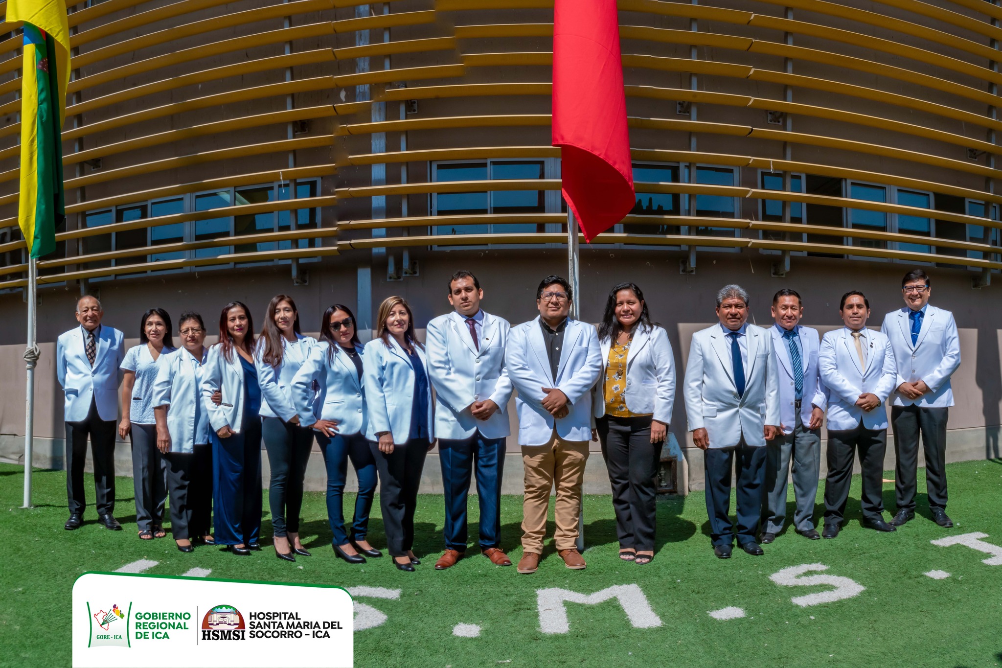 Conmemoración del Día del Médico Internista Peruano, realizamos el tradicional Izamiento del Pabellón Nacional