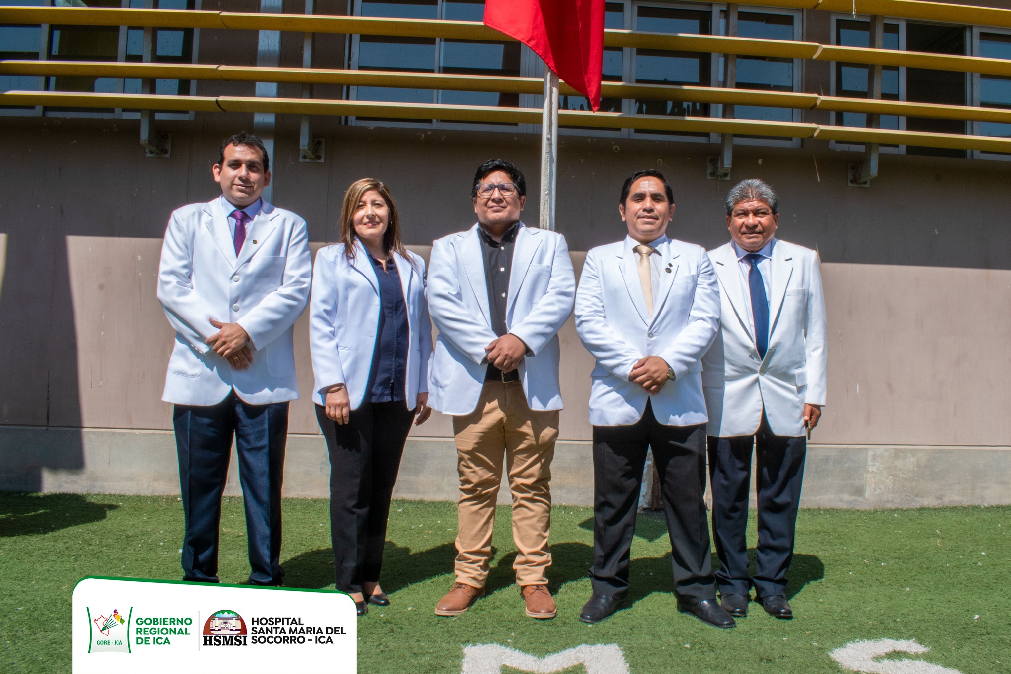 Conmemoración del Día del Médico Internista Peruano, realizamos el tradicional Izamiento del Pabellón Nacional