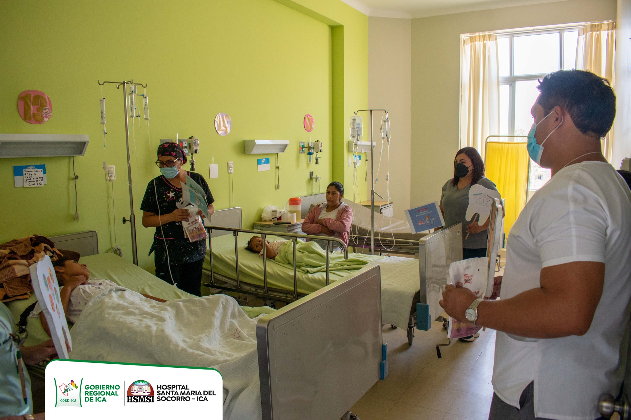 Entrega Kits de Limpieza Bucal a los pacientes hospitalizados del Departamento de Pediatría