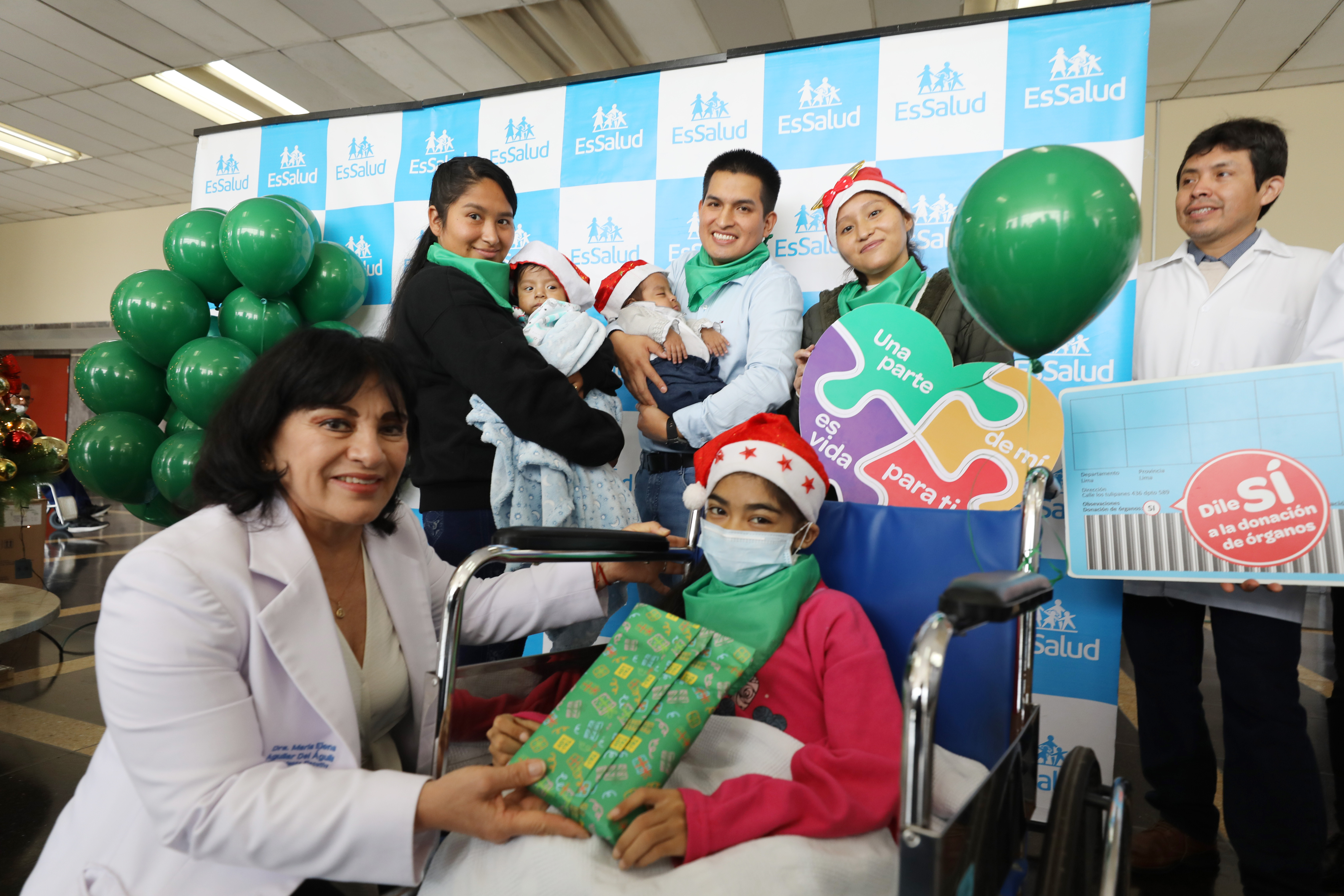 Presidenta ejecutiva doctora María Aguilar Del Águila participó del alta de pacientes