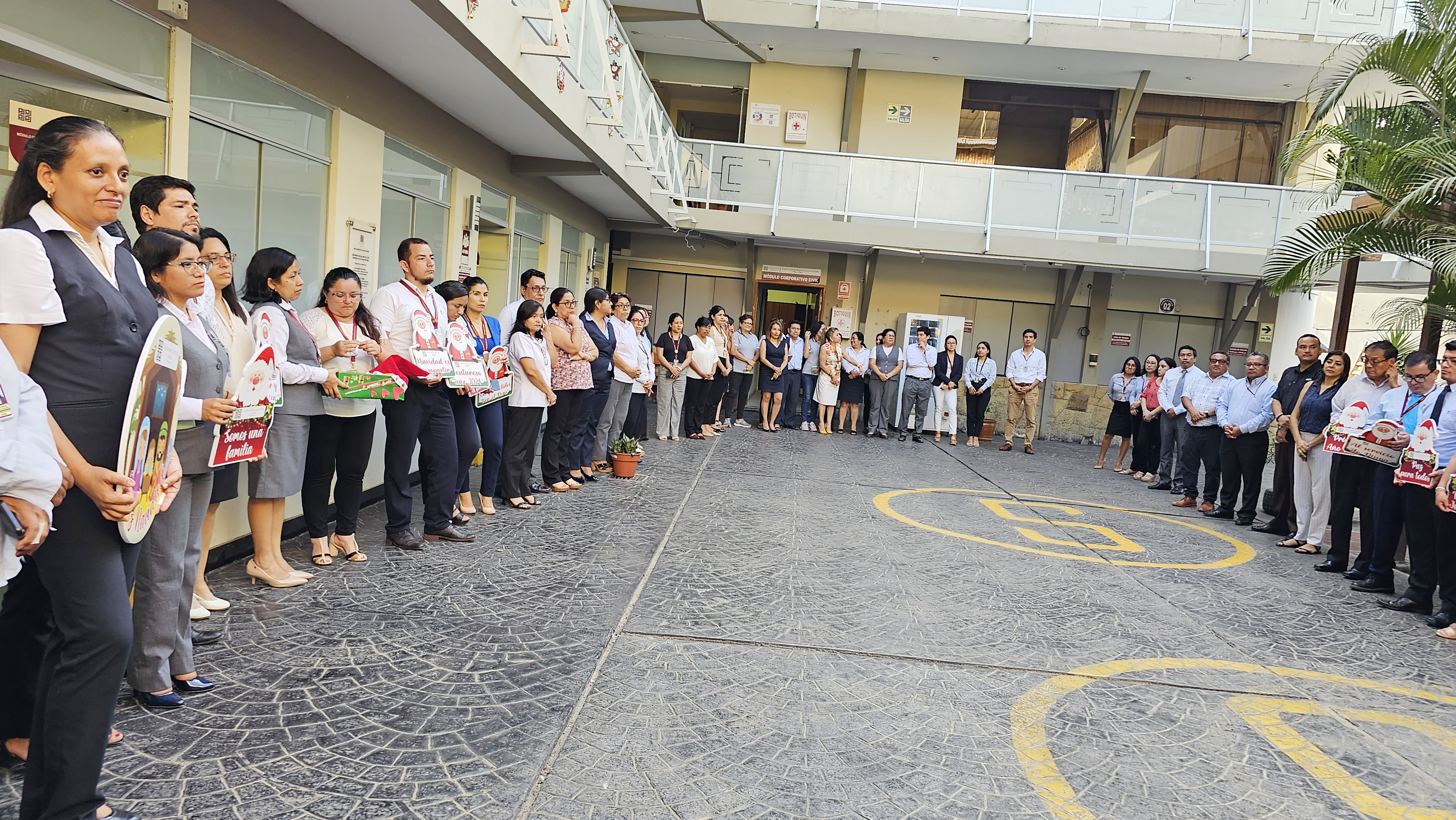 Corte Superior de Piura promueve confraternidad con posadas navideñas