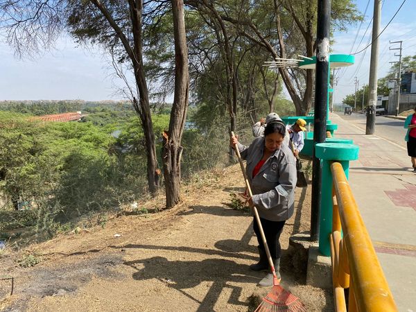 Municipalidad De Sullana Ejecuta Operativo De Limpieza En Paseo Turicarami