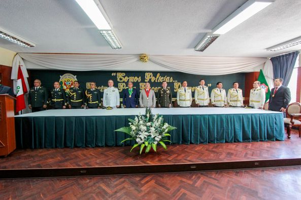 Alcalde De Sullana Participa En Ceremonia De Aniversario De La Policía Nacional Del Perú