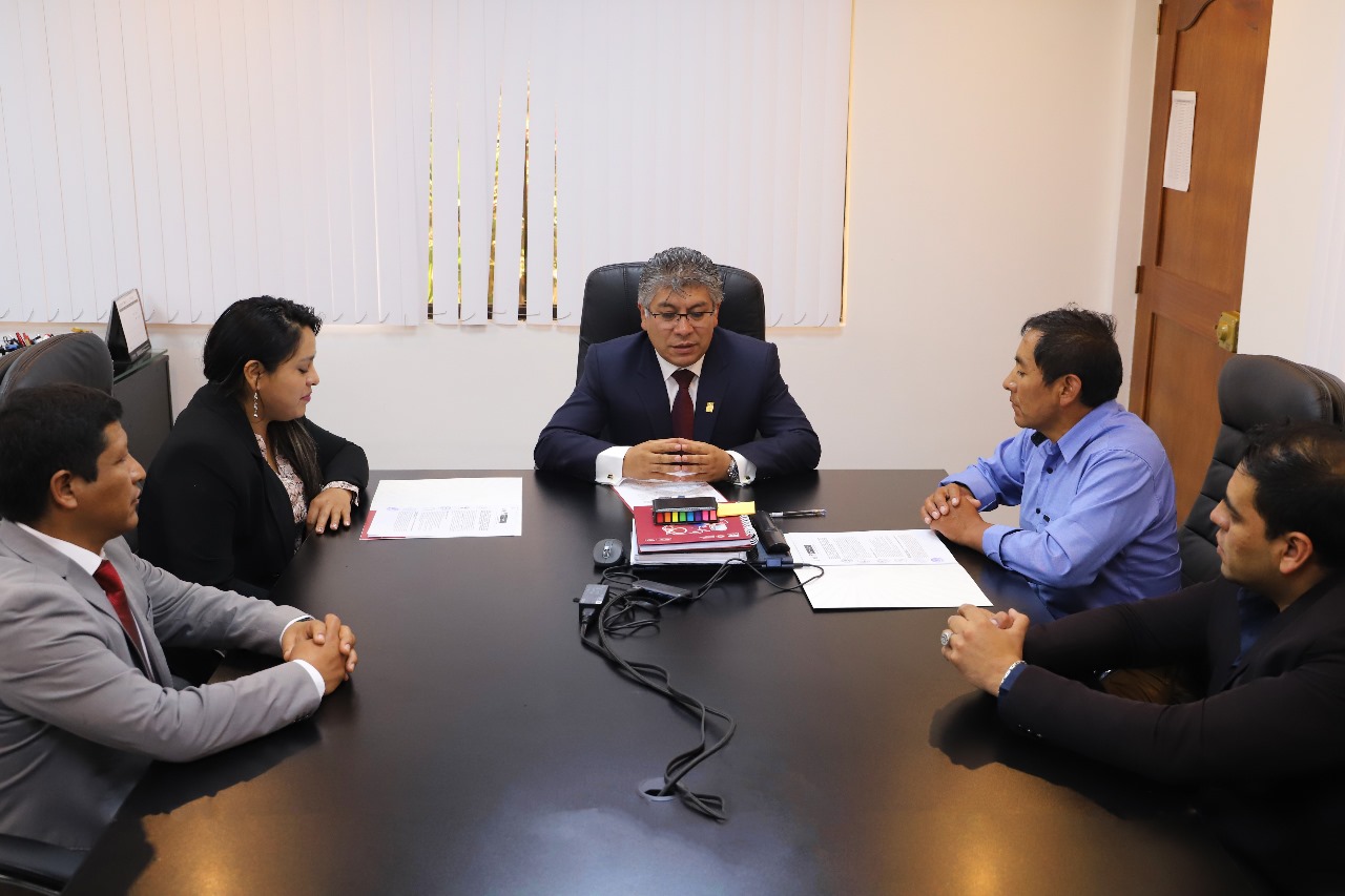Se firmó importantes Convenio en favor del distrito de Acopia en la provincia de Acomayo.