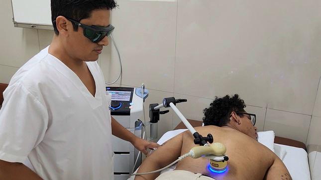 Hospital Arzobispo Loayza incrementó en un 65 % sus atenciones en medicina física y rehabilitación durante el 2023