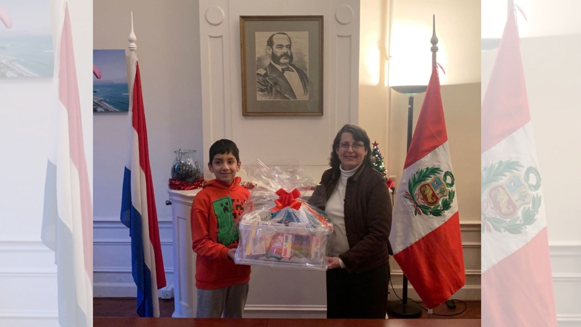 Embajada del Perú en Países Bajos entrega premios a ganadores del Concurso-Sorteo Navideño 2023