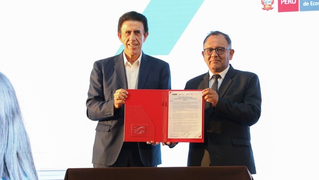Minsa participó de la firma del pacto “Unidos contra la anemia y desnutrición infantil - obras por impuestos”