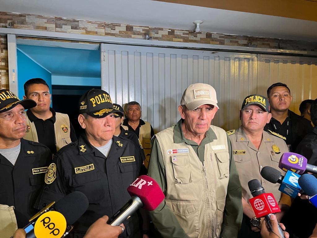 Titular del Mininter expresó el respaldo del Gobierno peruano y de su sector a los dos policías que resultaron heridos en enfrentamiento armado con facción del Tren de Aragua.