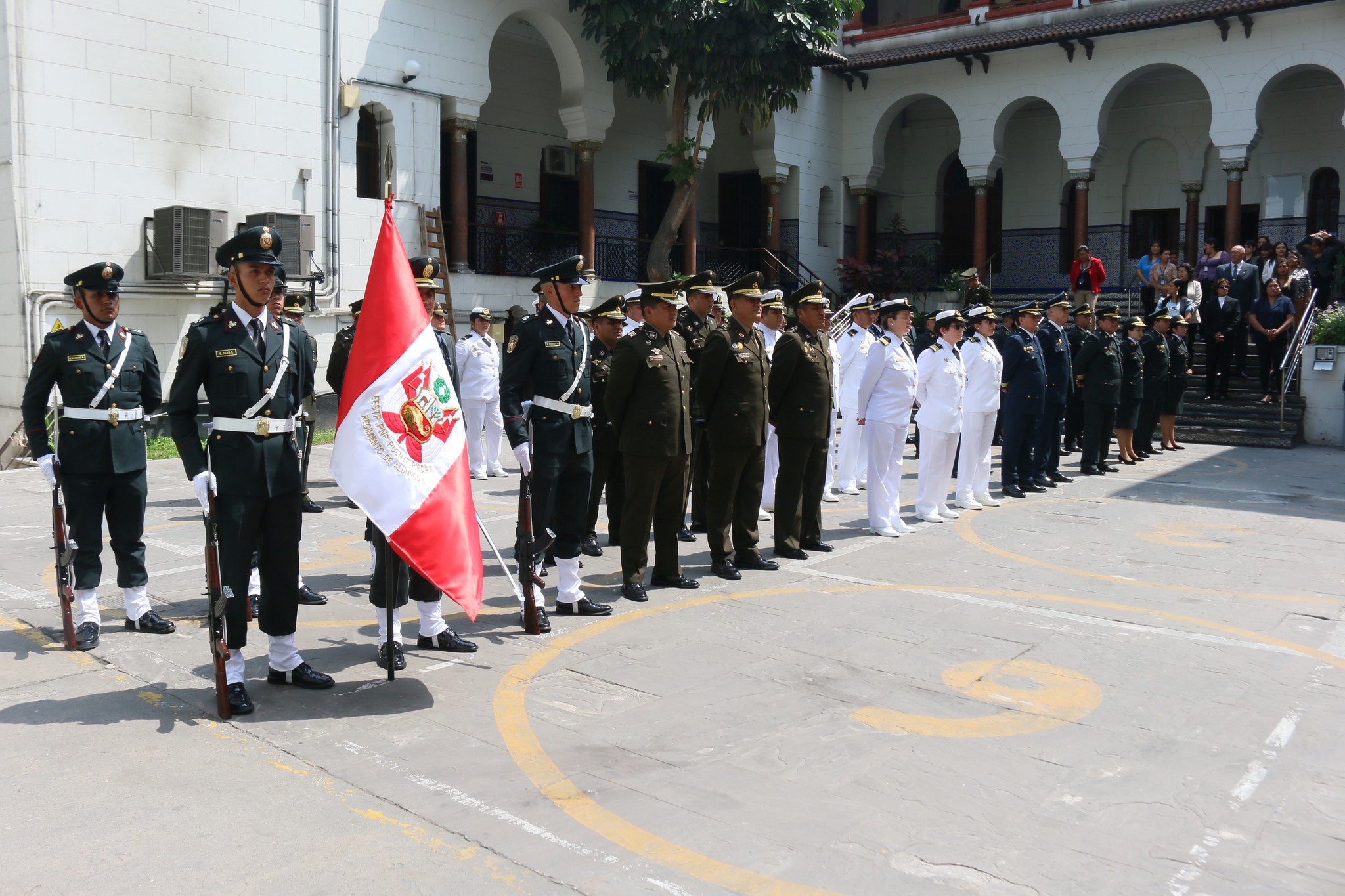 Ceremonia por el 35° Aniversario de la Policía Nacional del Perú