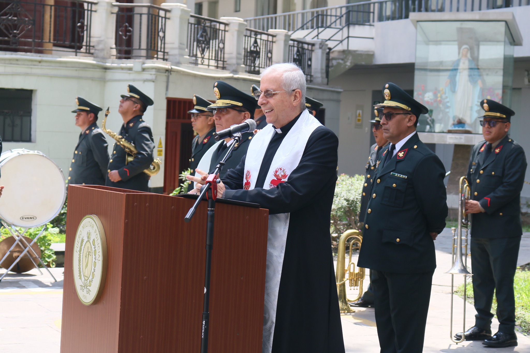 Ceremonia por el 35° Aniversario de la Policía Nacional del Perú