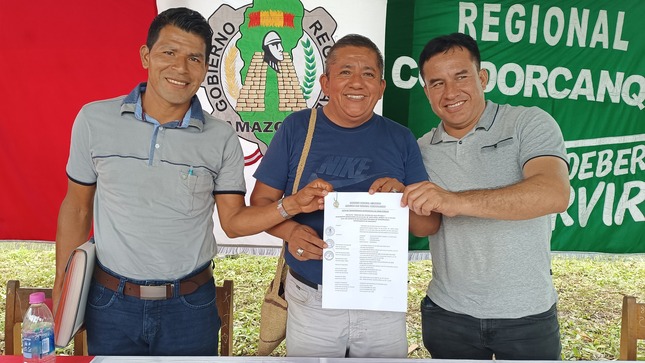 Gerente GSRC participa en inauguración de obra de agua potable y saneamiento en CC.NN de Santa Rosa.