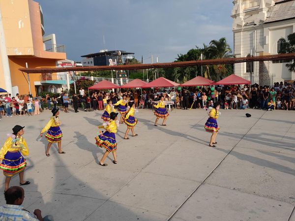 MUNICIPALIDAD REALIZA CONCURSO DE DANZA FOLCLÓRICA