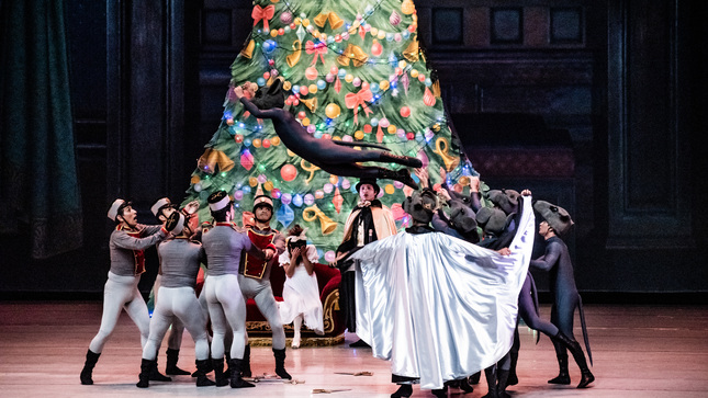 Ministerio de Cultura: Ballet Nacional del Perú presenta su espectáculo “El Cascanueces” en la Plaza de Armas de Sullana