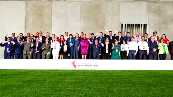 En Lima: Gobernador Luis Neyra participa del III Consejo de Estado Regional