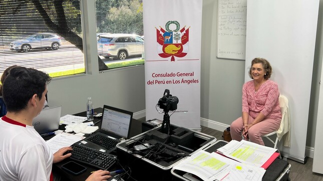 Consulado General del Perú en Los Ángeles acercó sus servicios a más de 2 100 connacionales en 2023
