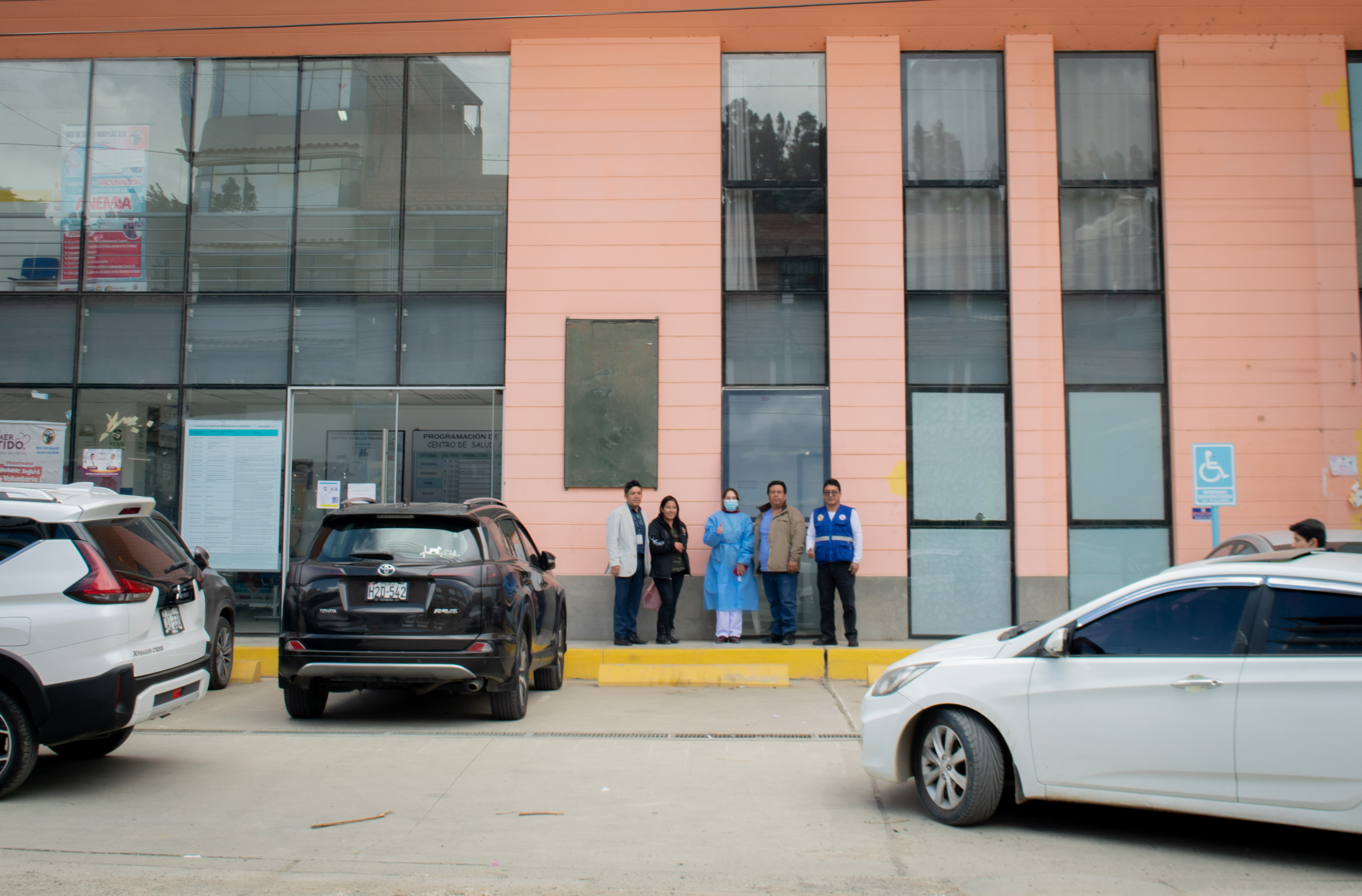 Director y equipo de gestión realizaron visita y monitoreo a los establecimientos de salud